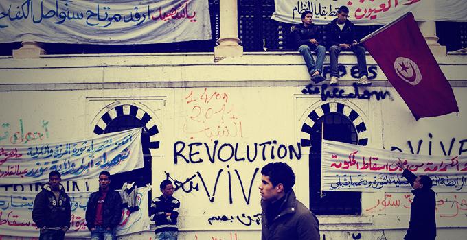 خلفت 6 شهداء و6 جرحى:   بعد "تبرؤ" رشيد عمار ومدير عام الأمن العمومي سابقا من المسؤولية..أحداث "القصبة 2" امام الدائرة المختصة